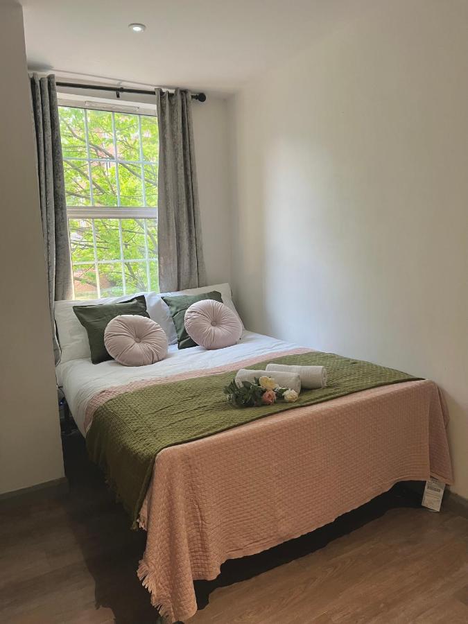 3 Bedroom Flat In King'S Cross, St Pancras'S. 2 Minutes To Euston. Лондон Екстер'єр фото