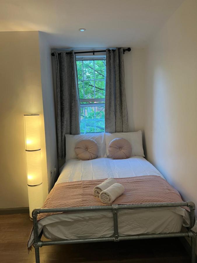 3 Bedroom Flat In King'S Cross, St Pancras'S. 2 Minutes To Euston. Лондон Екстер'єр фото